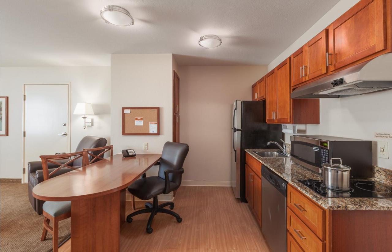 Candlewood Suites El Paso By Ihg Sunrise Acres Exteriör bild