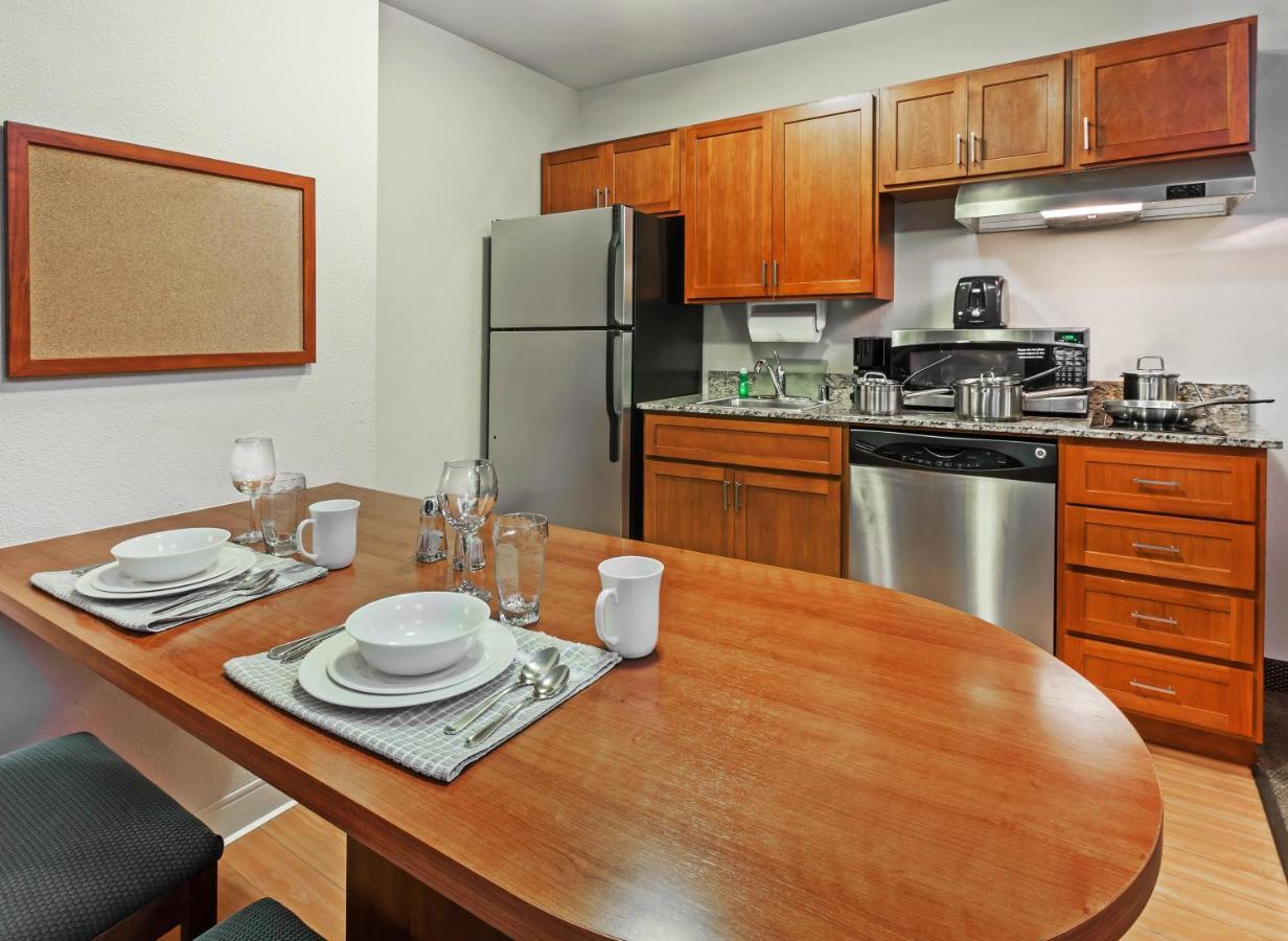 Candlewood Suites El Paso By Ihg Sunrise Acres Exteriör bild