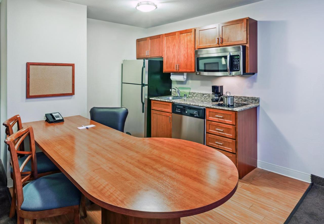 Candlewood Suites El Paso By Ihg Sunrise Acres Exteriör bild